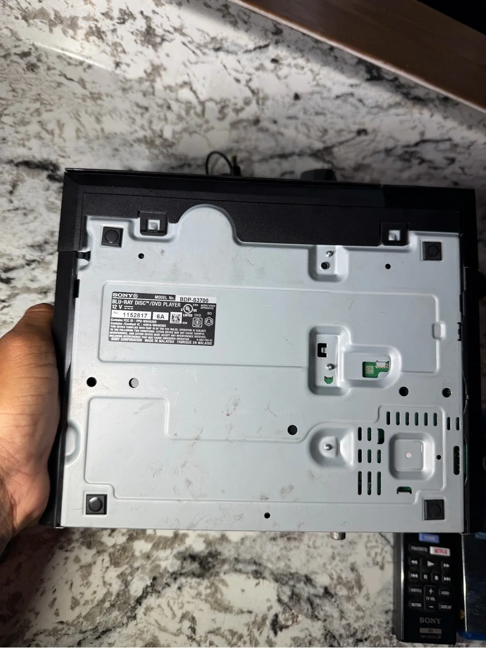 Sony BDP-S3700 Blu-Ray Player Full HD Streaming Wireless With Remote